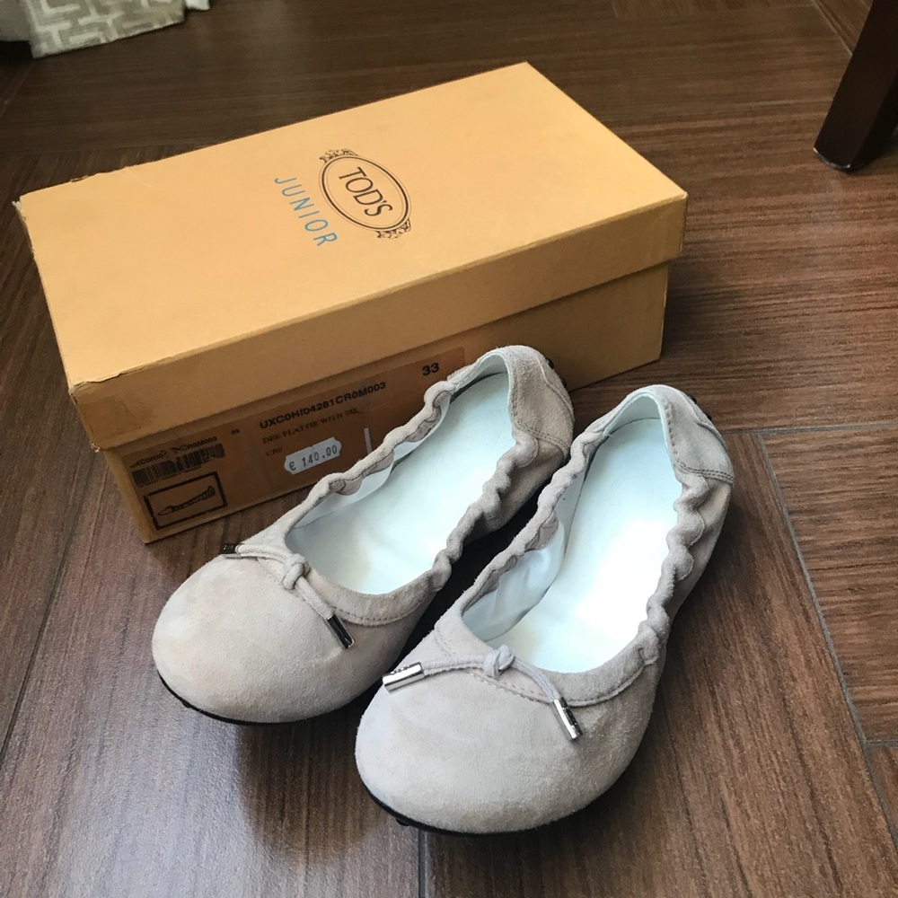 TOD’S Girls flats